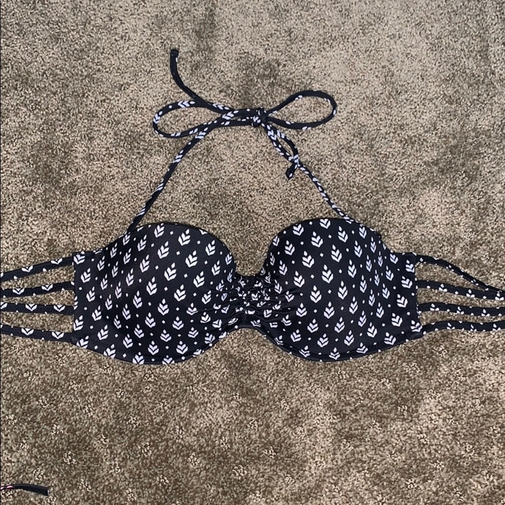 strapless bikini top